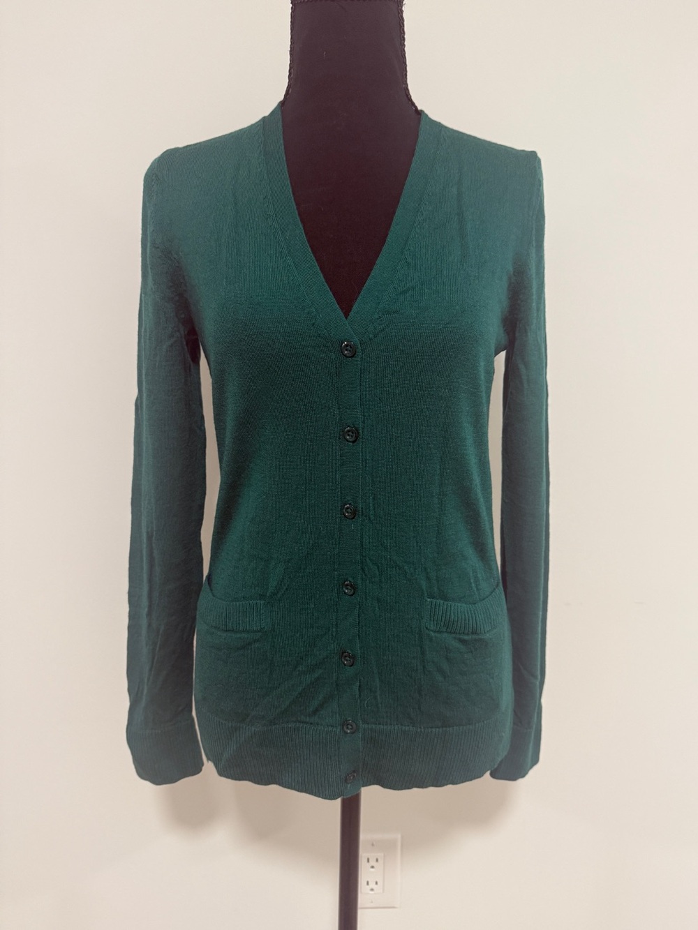 Lord & Taylor 100% Extra Fine Merino Wool Cardigan S Emerald Green Layering Base
